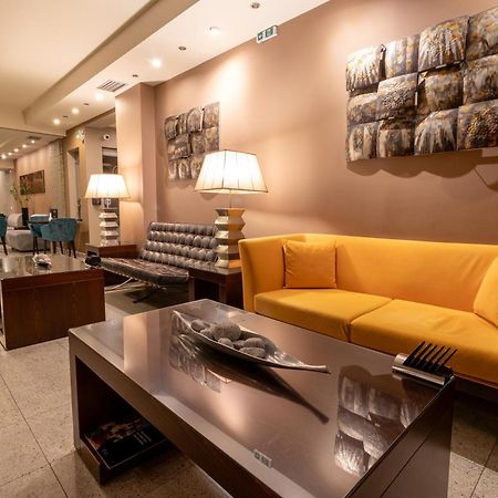 Flisvos Hotel นาฟปาคตอส ภายนอก รูปภาพ